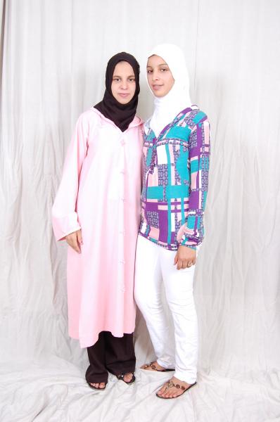 ana w sahbti khadija